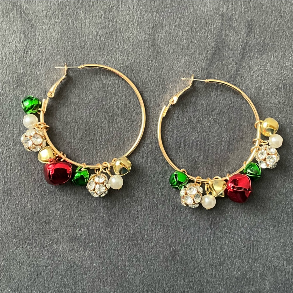 NWT Holiday Lane Hoop Earrings